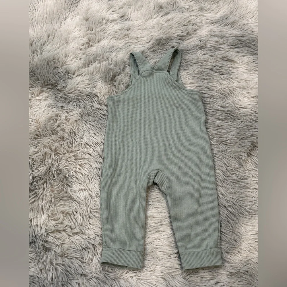 Carter’s Overall & Shirt Set